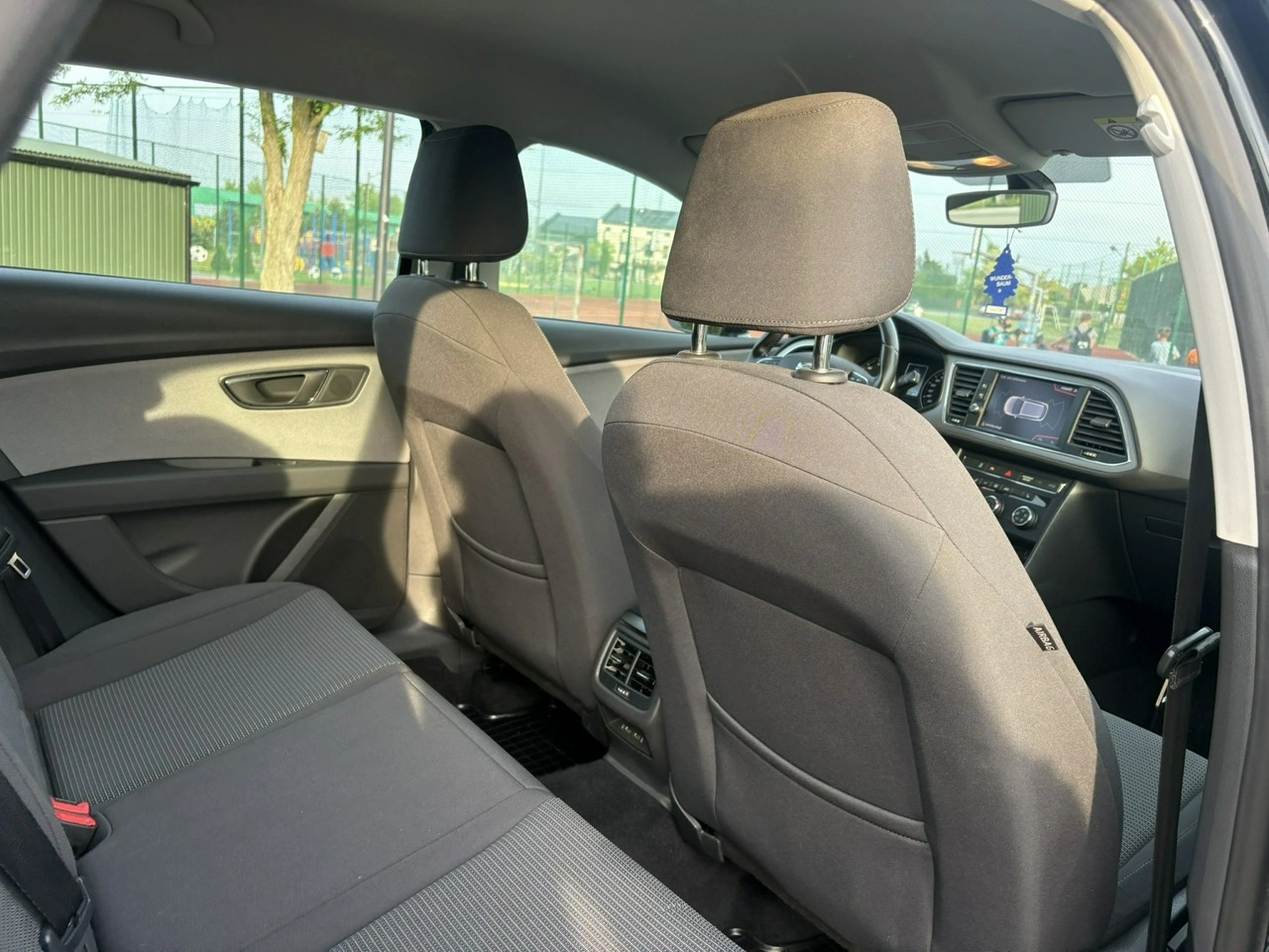 Seat Leon - Zdjęcie 11