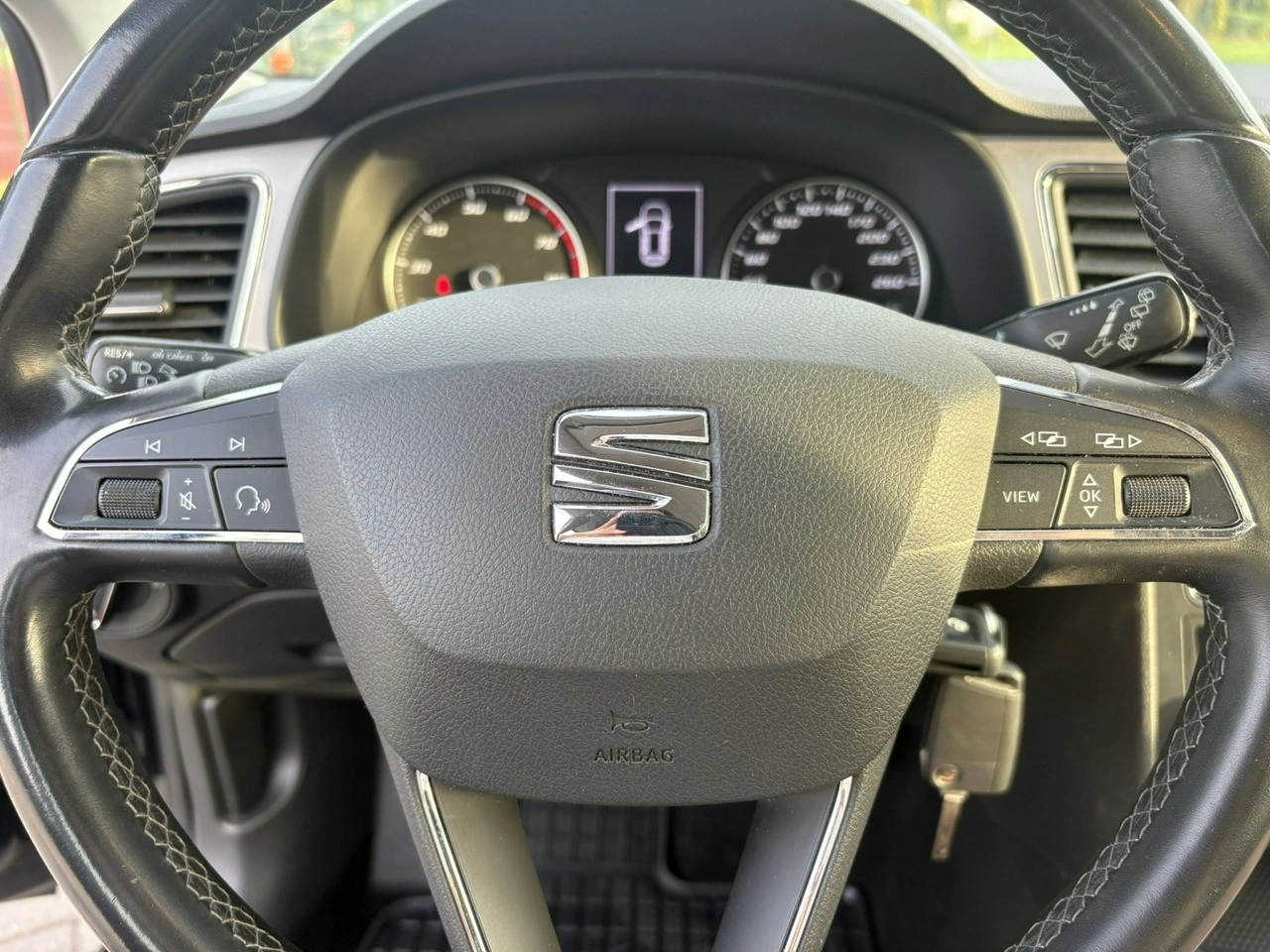 Seat Leon - Zdjęcie 27