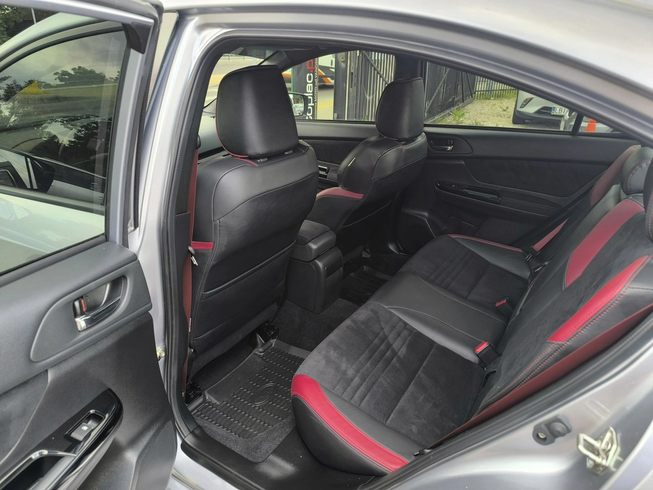Subaru WRX - Zdjęcie 30