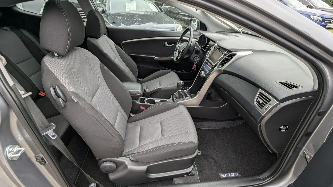 Hyundai i30 - Zdjęcie 19