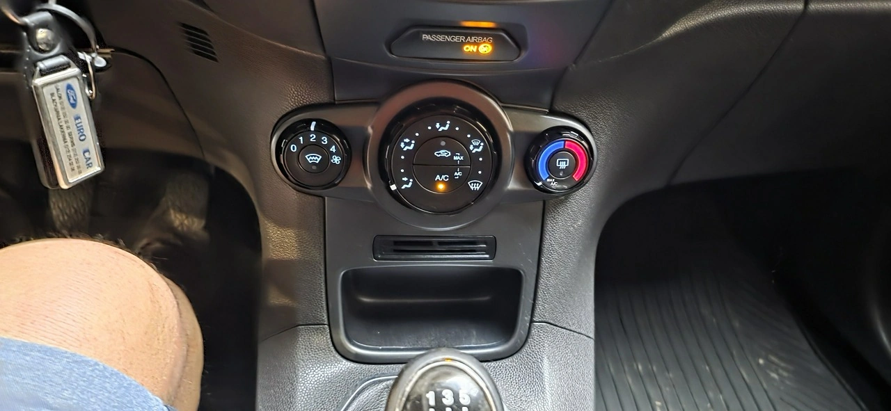 Ford Fiesta - Zdjęcie 17