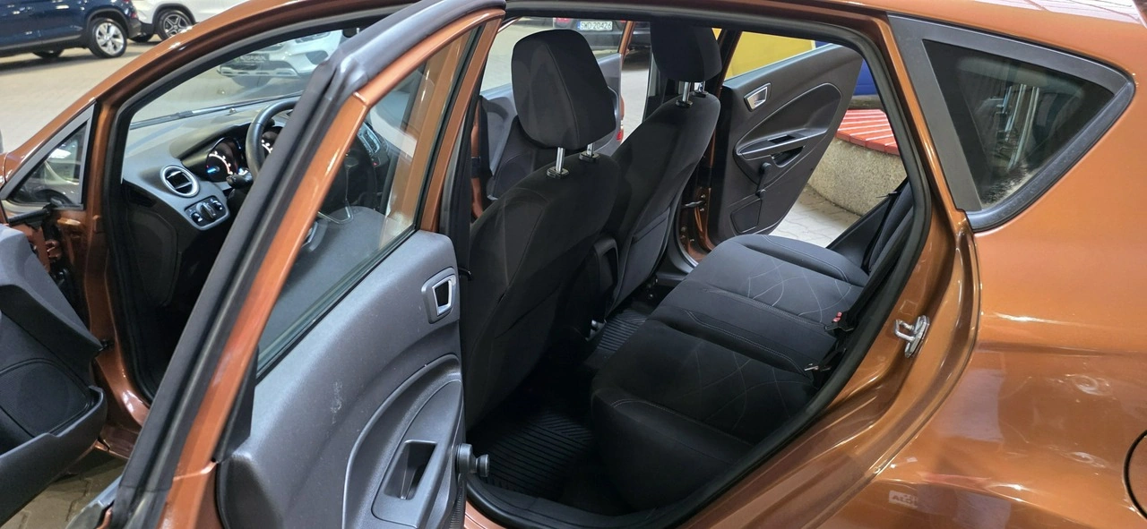 Ford Fiesta - Zdjęcie 8