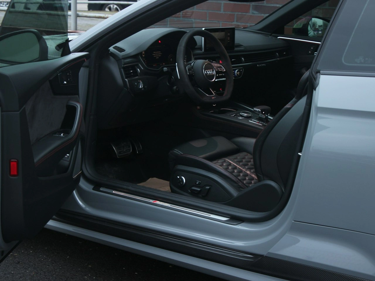 Audi RS5 - Zdjęcie 11