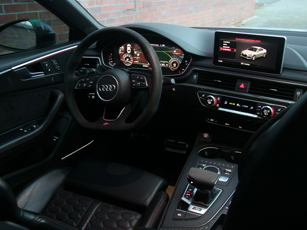 Audi RS5 - Zdjęcie 24