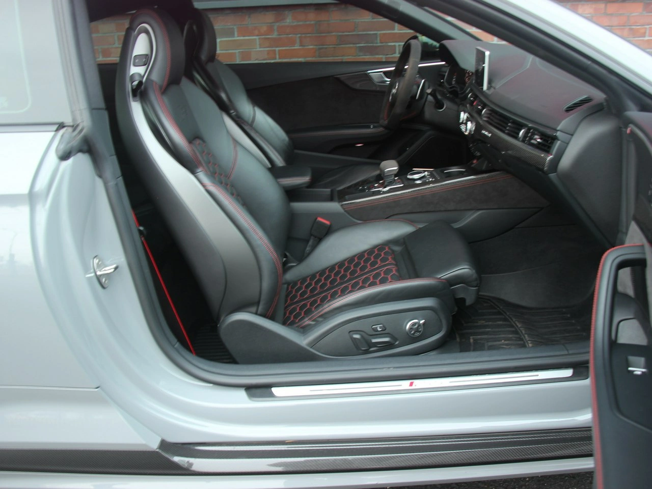 Audi RS5 - Zdjęcie 38