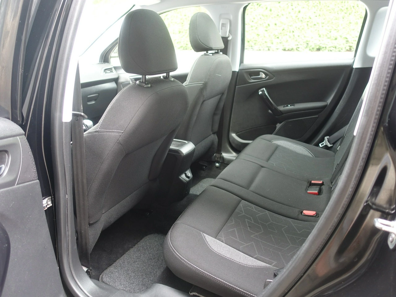 Peugeot 2008 - Zdjęcie 15