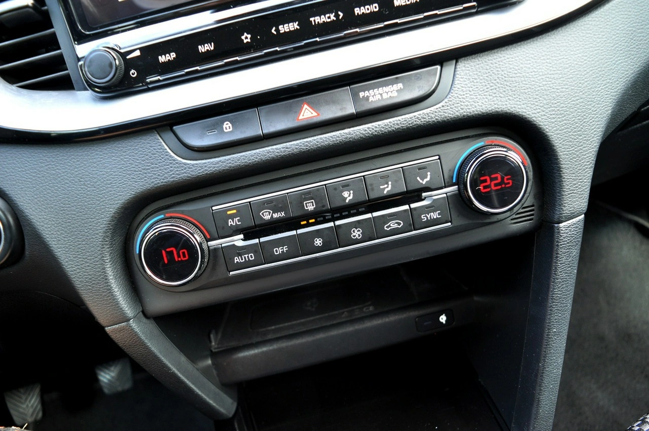 Kia XCeed - Zdjęcie 17