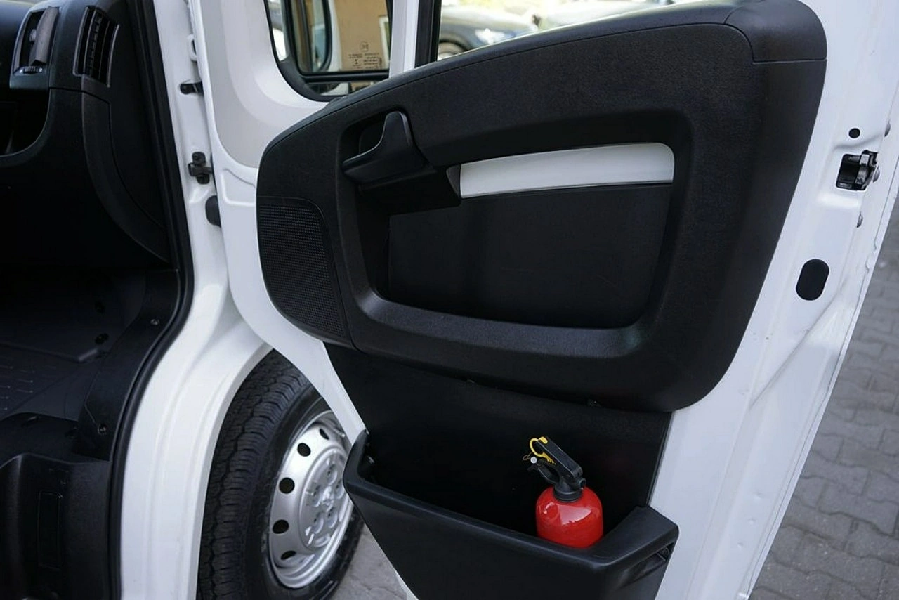 Peugeot Boxer - Zdjęcie 11
