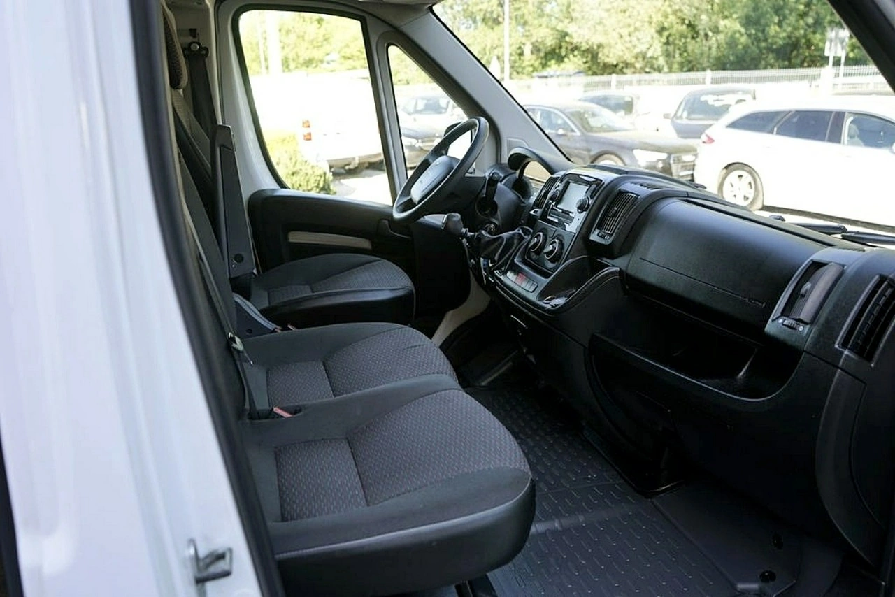 Peugeot Boxer - Zdjęcie 13