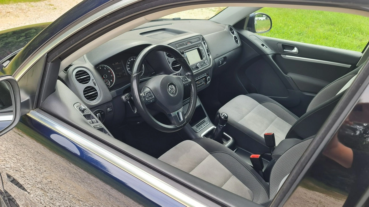 Volkswagen Tiguan - Zdjęcie 10