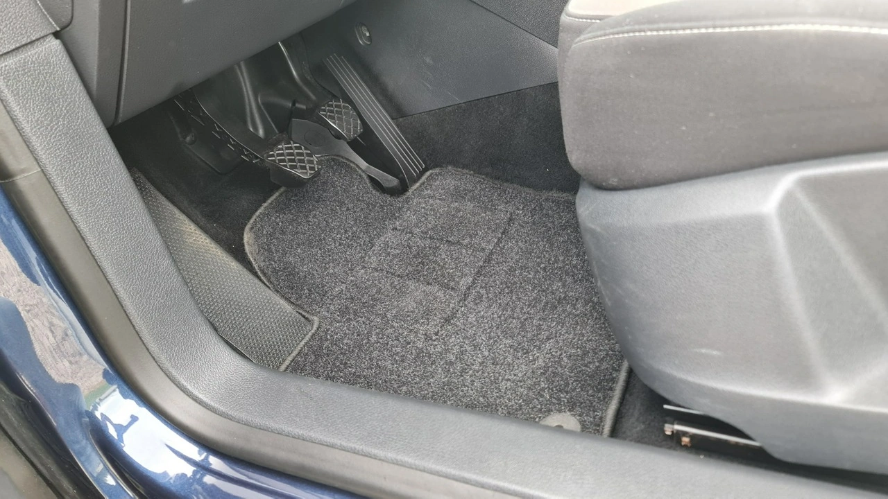 Volkswagen Tiguan - Zdjęcie 13