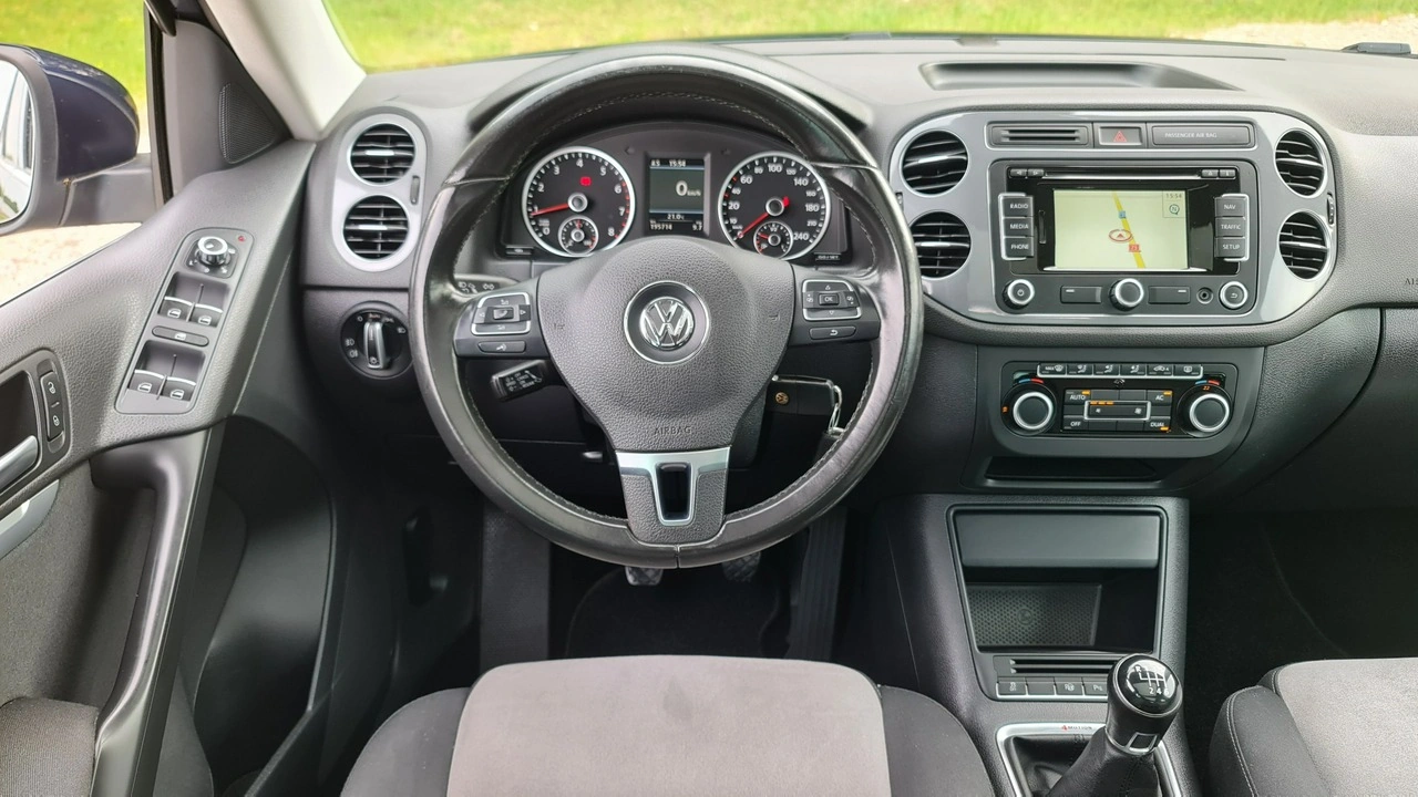 Volkswagen Tiguan - Zdjęcie 15