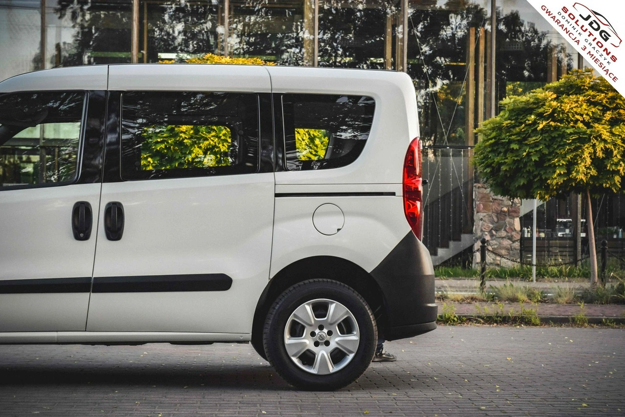 Opel Combo - Zdjęcie 10