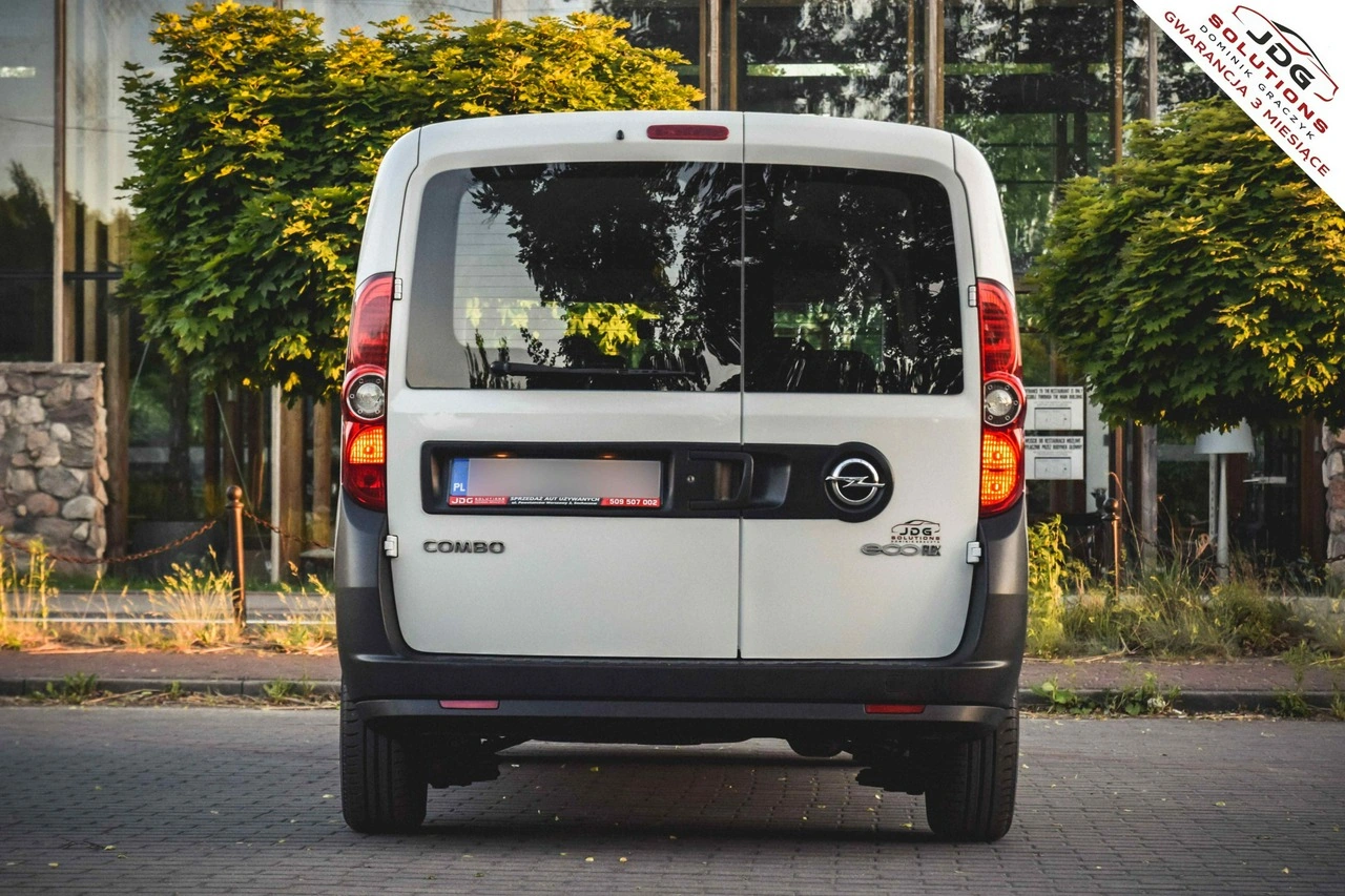 Opel Combo - Zdjęcie 13