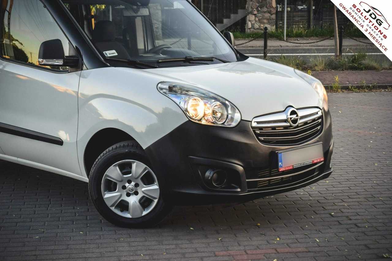 Opel Combo - Zdjęcie 14