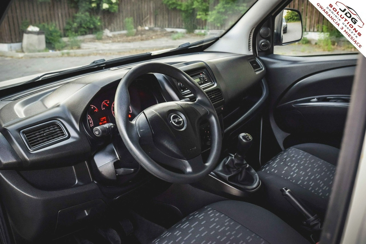 Opel Combo - Zdjęcie 18