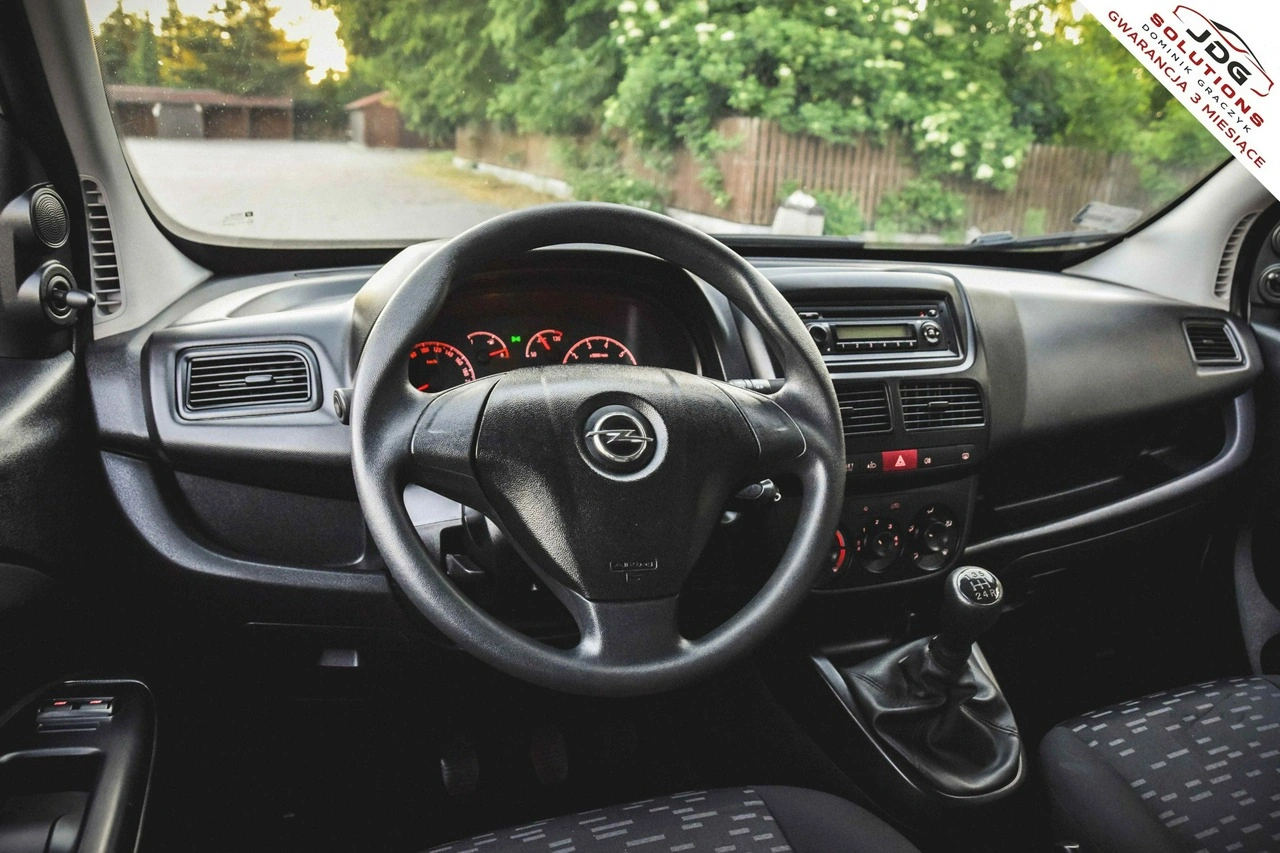 Opel Combo - Zdjęcie 19