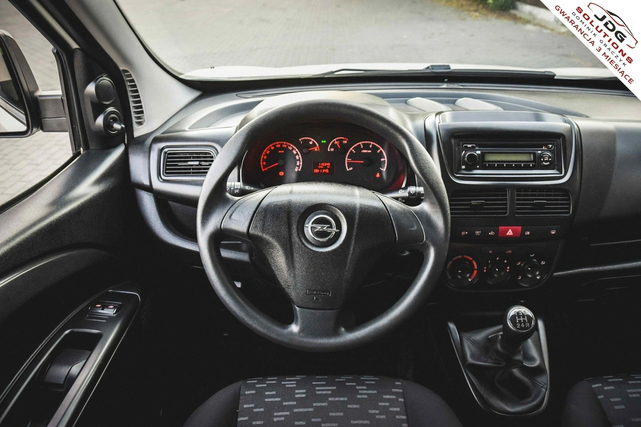 Opel Combo - Zdjęcie 20