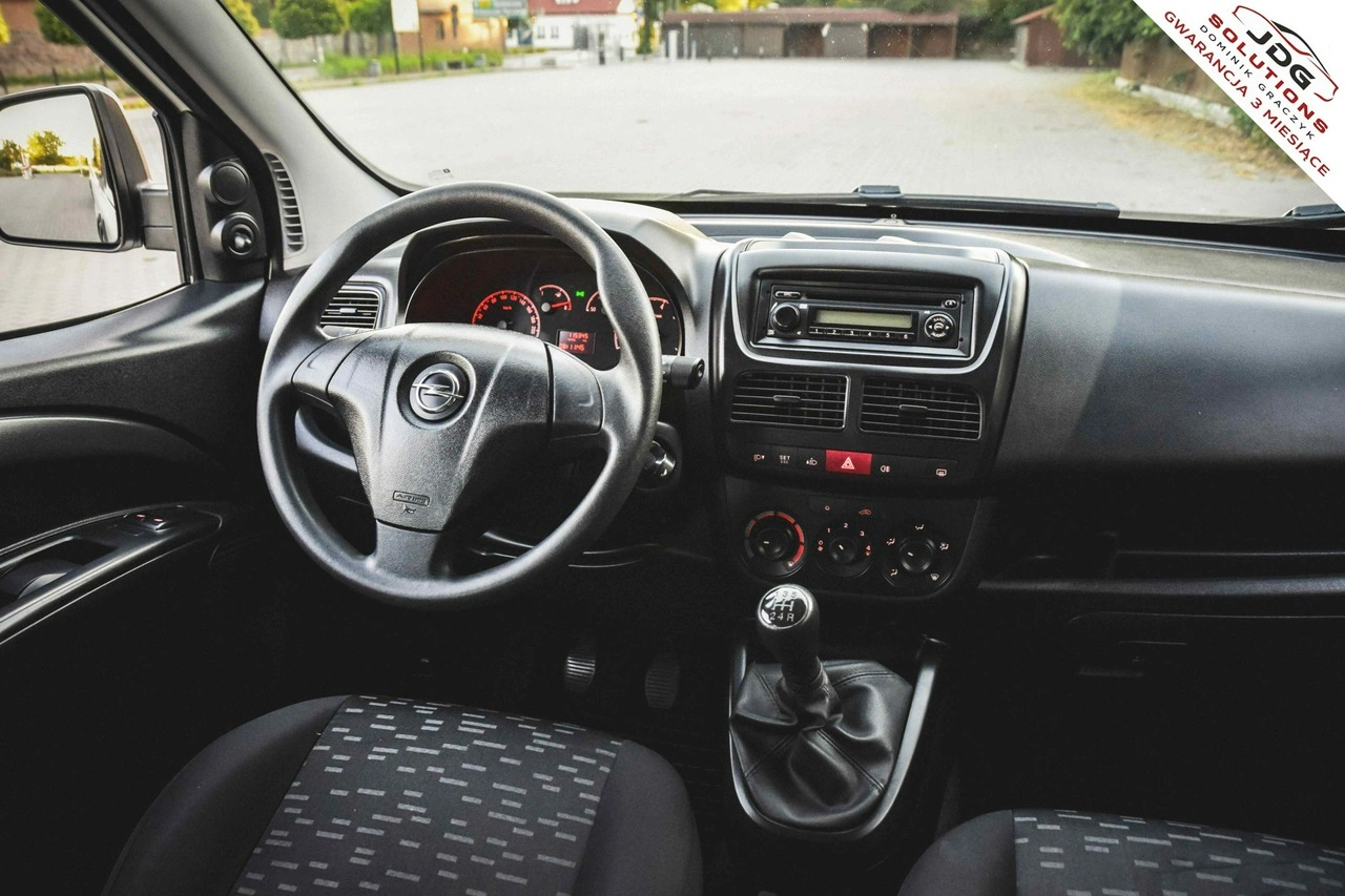 Opel Combo - Zdjęcie 25