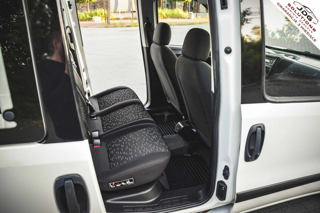 Opel Combo - Zdjęcie 28