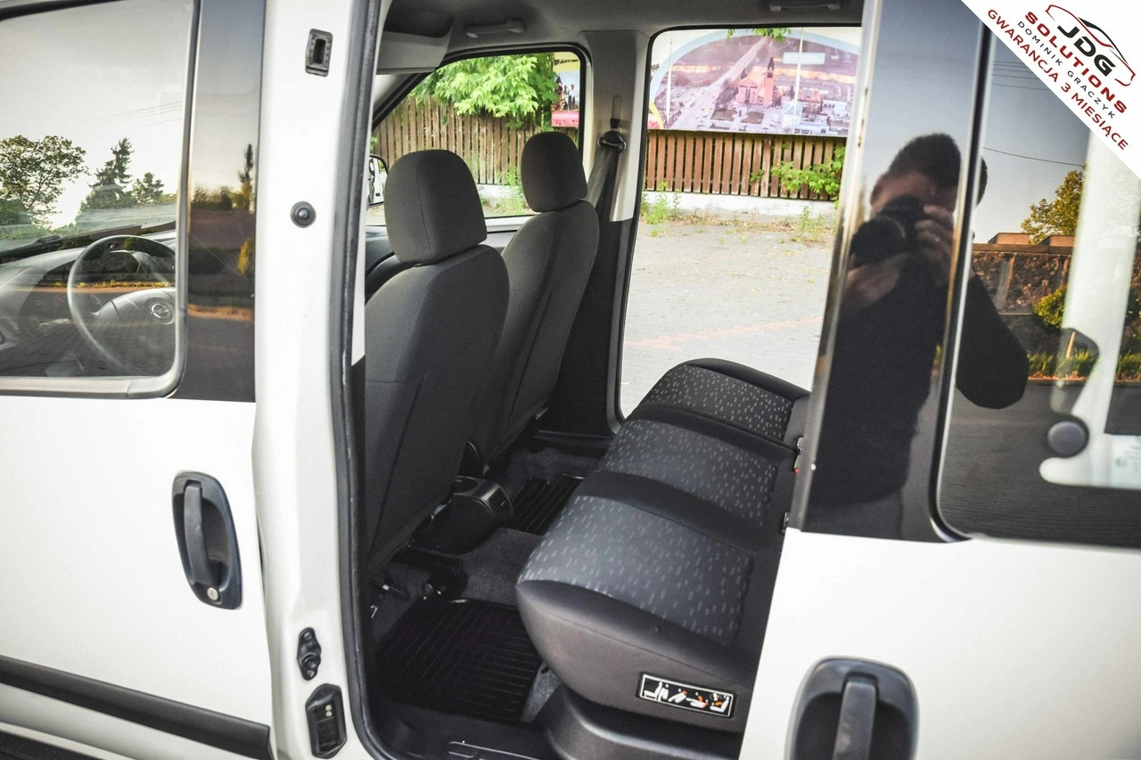 Opel Combo - Zdjęcie 29