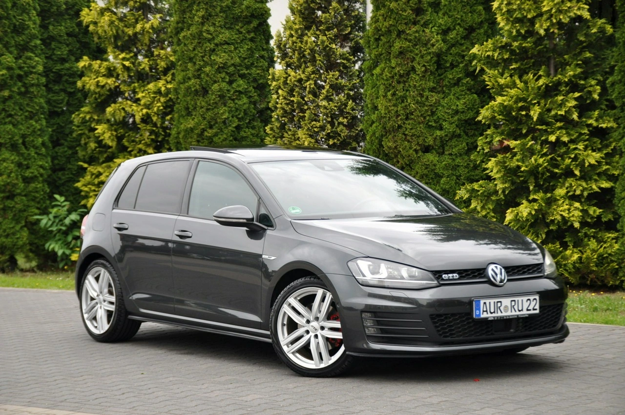 Volkswagen Golf - Zdjęcie 2