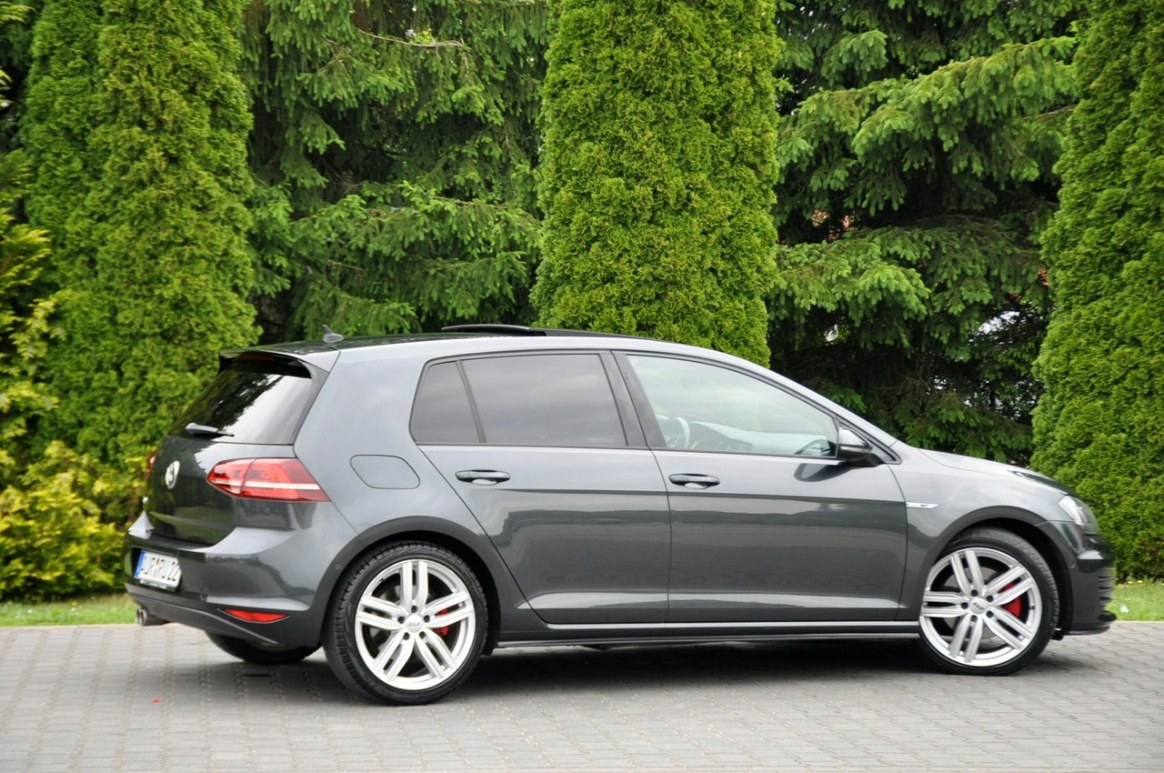 Volkswagen Golf - Zdjęcie 4