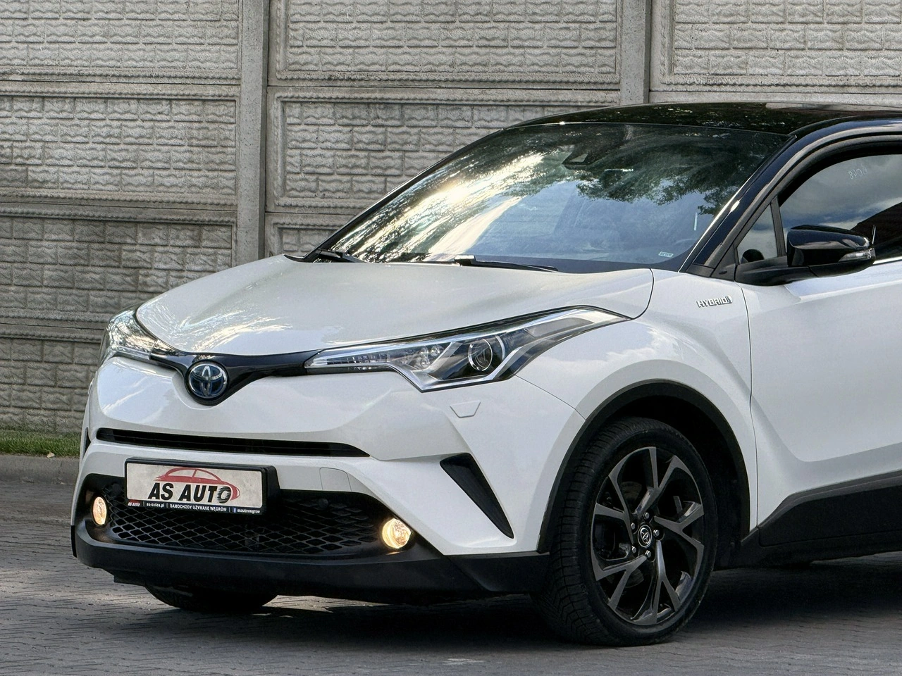 Toyota C-HR - Zdjęcie 24
