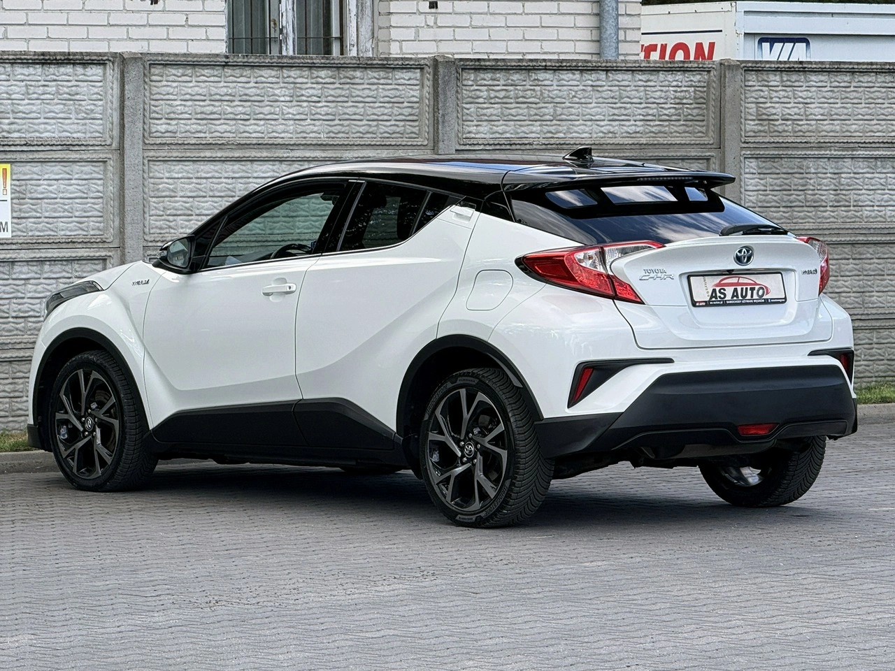 Toyota C-HR - Zdjęcie 35