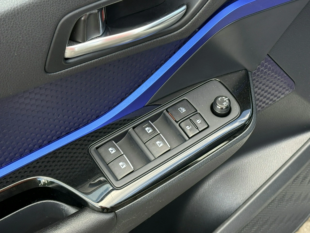 Toyota C-HR - Zdjęcie 55