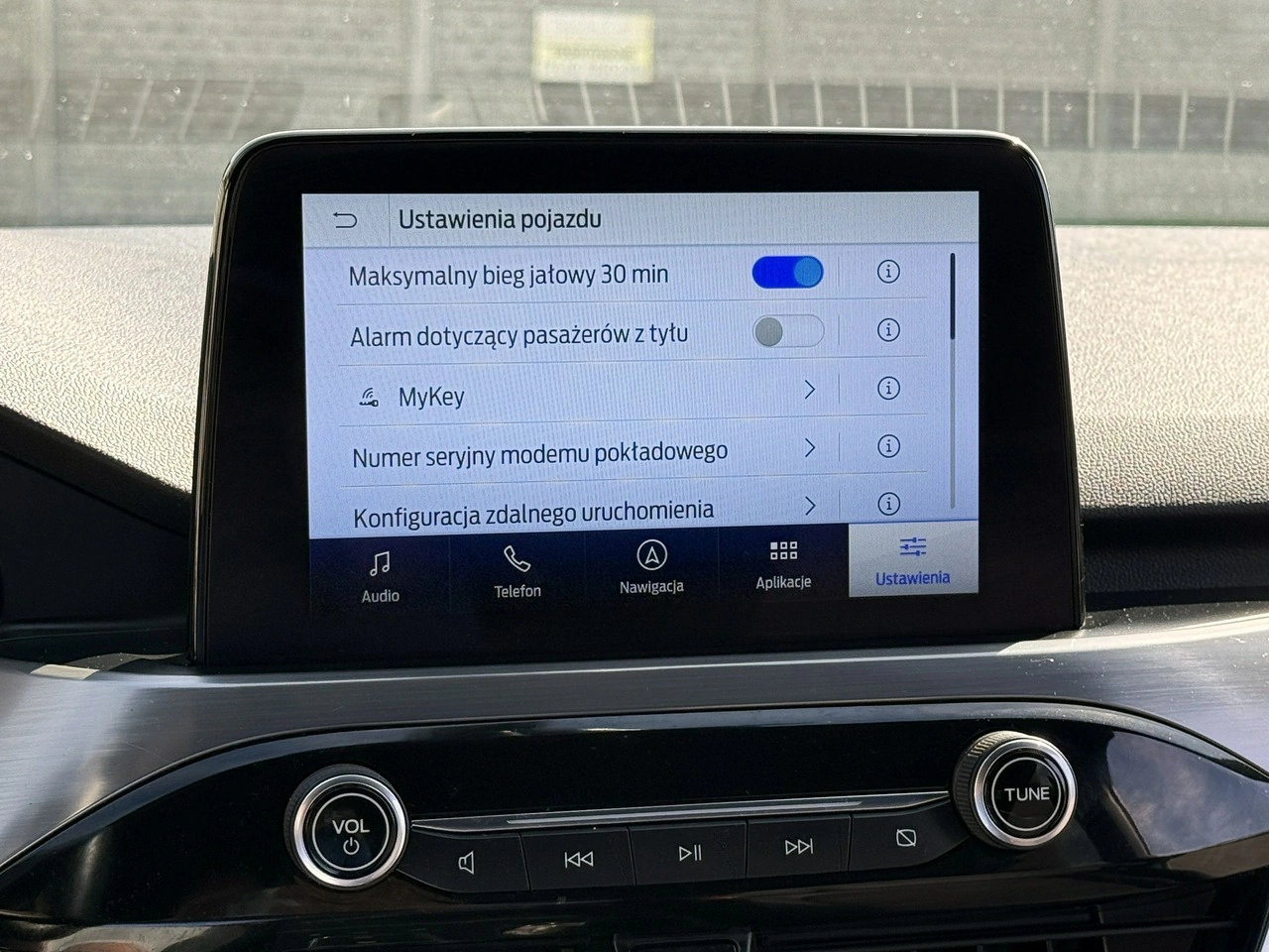 Ford Kuga - Zdjęcie 57