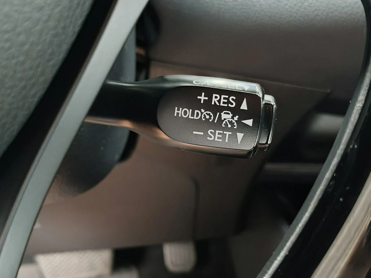 Toyota C-HR - Zdjęcie 27