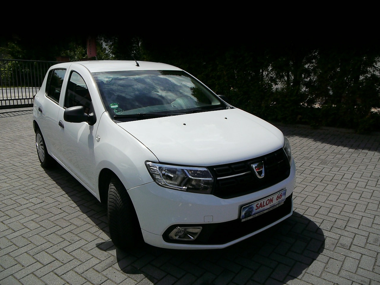 Dacia Sandero - Zdjęcie 10