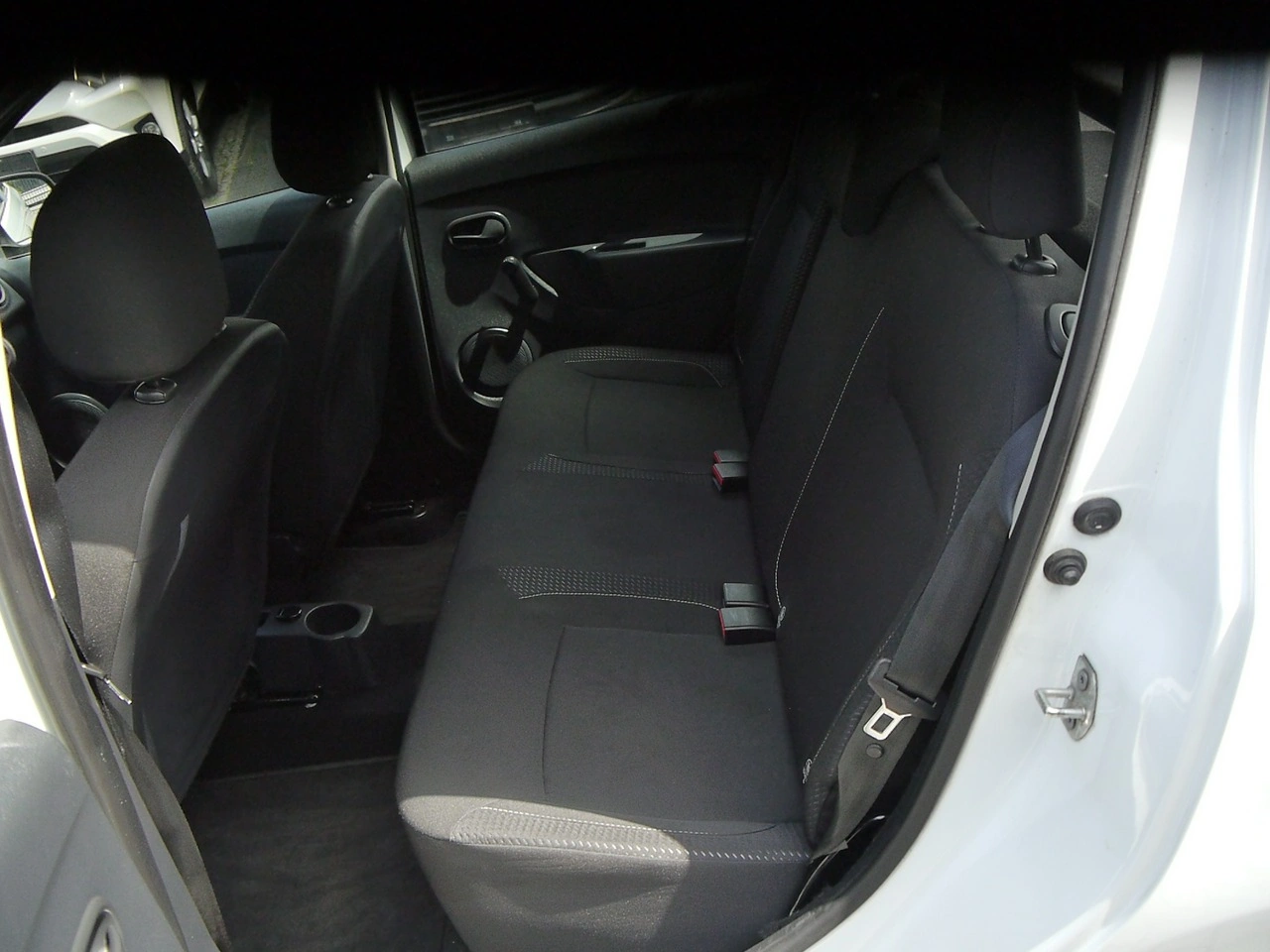 Dacia Sandero - Zdjęcie 21