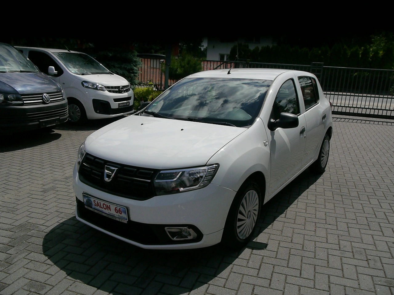Dacia Sandero - Zdjęcie 4