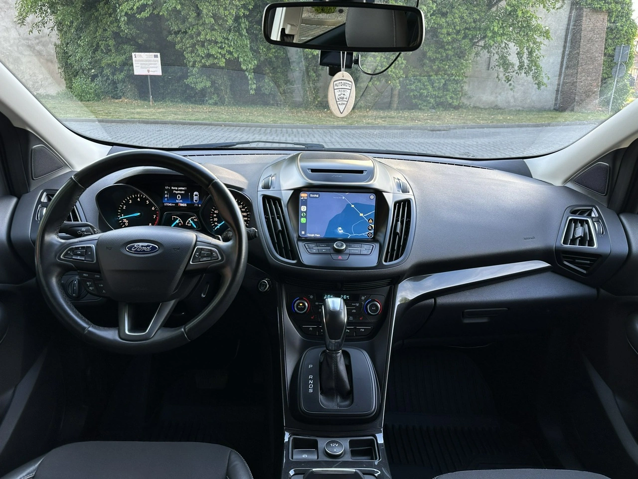 Ford Kuga - Zdjęcie 12