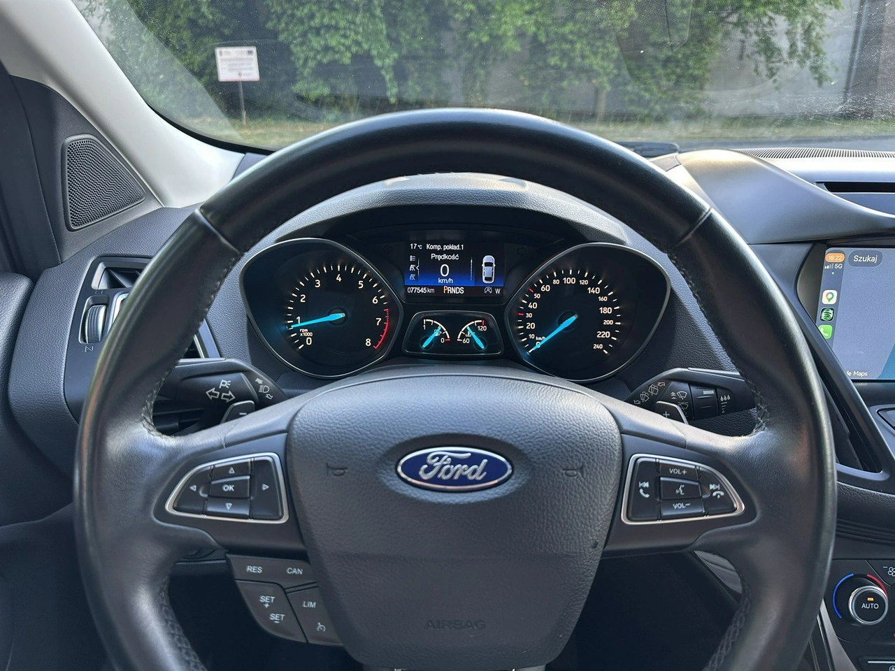 Ford Kuga - Zdjęcie 14