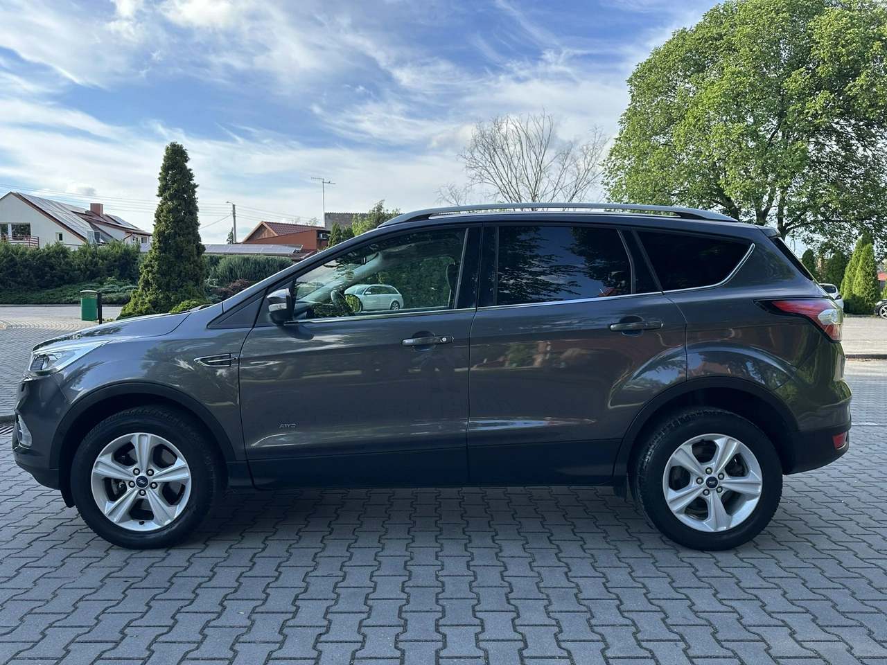 Ford Kuga - Zdjęcie 1