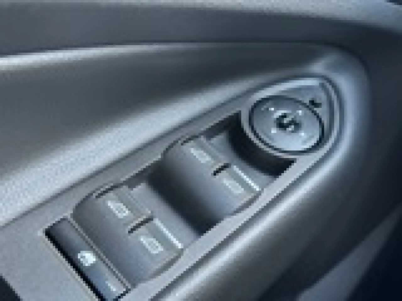 Ford Kuga - Zdjęcie 37