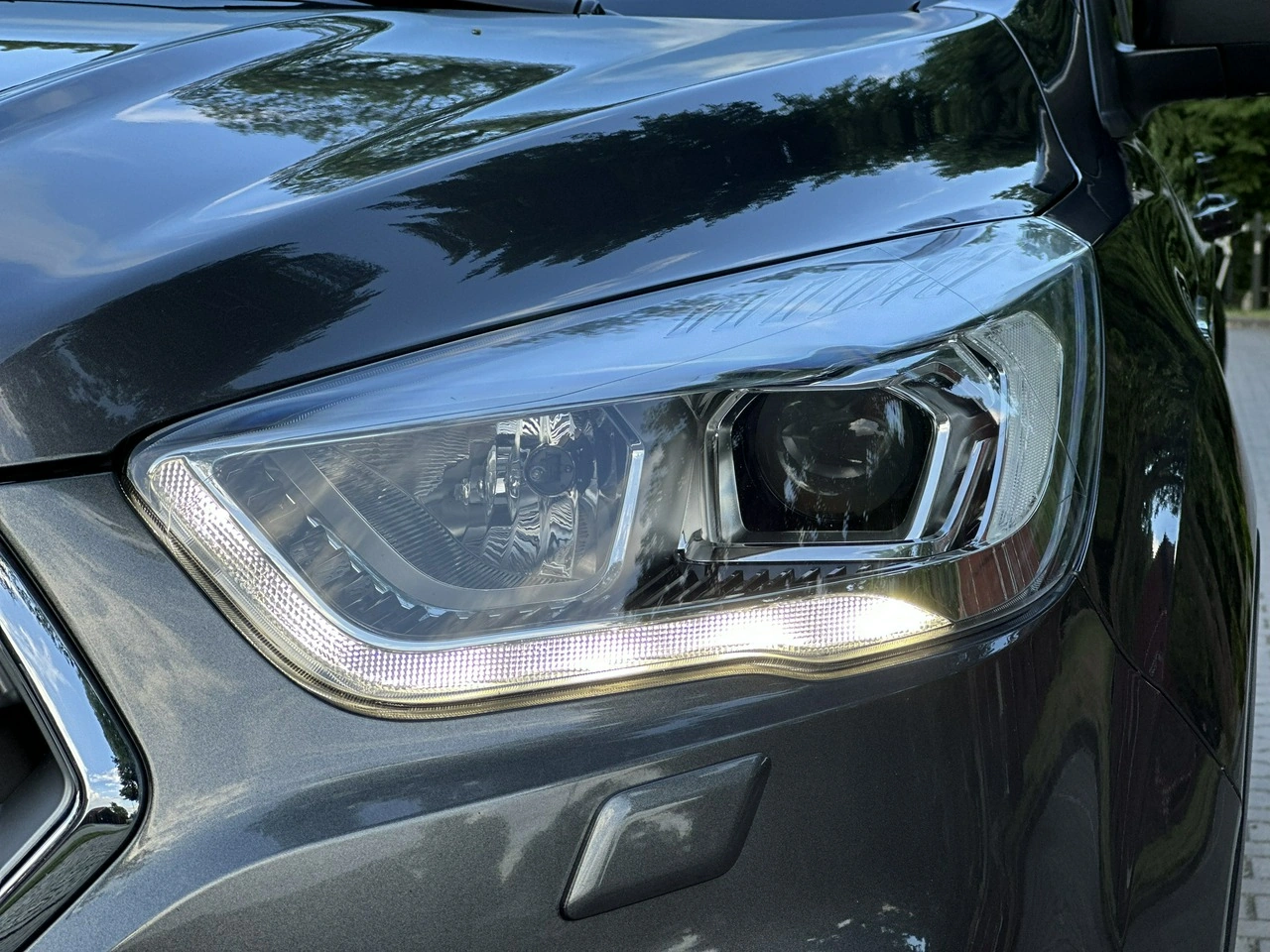 Ford Kuga - Zdjęcie 50