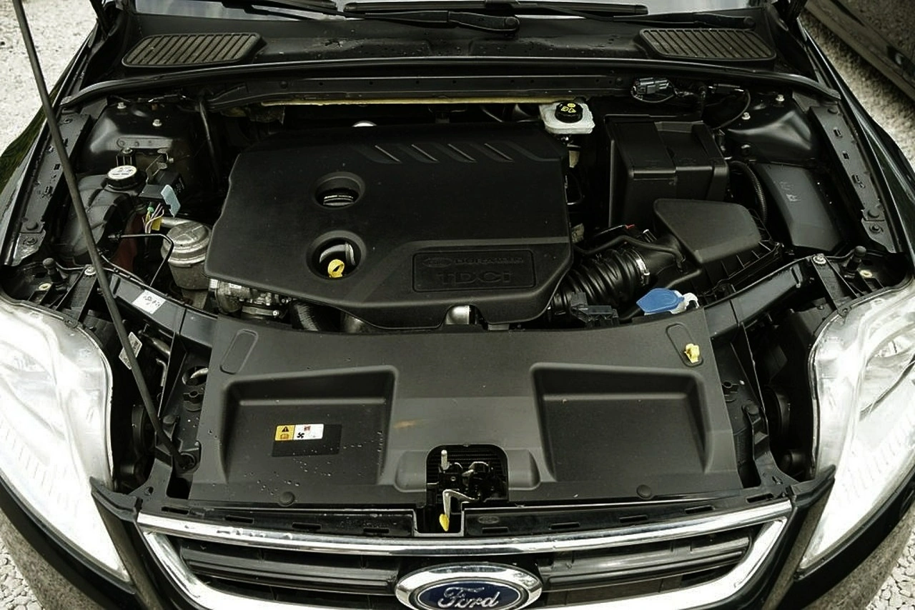 Ford Mondeo - Zdjęcie 12