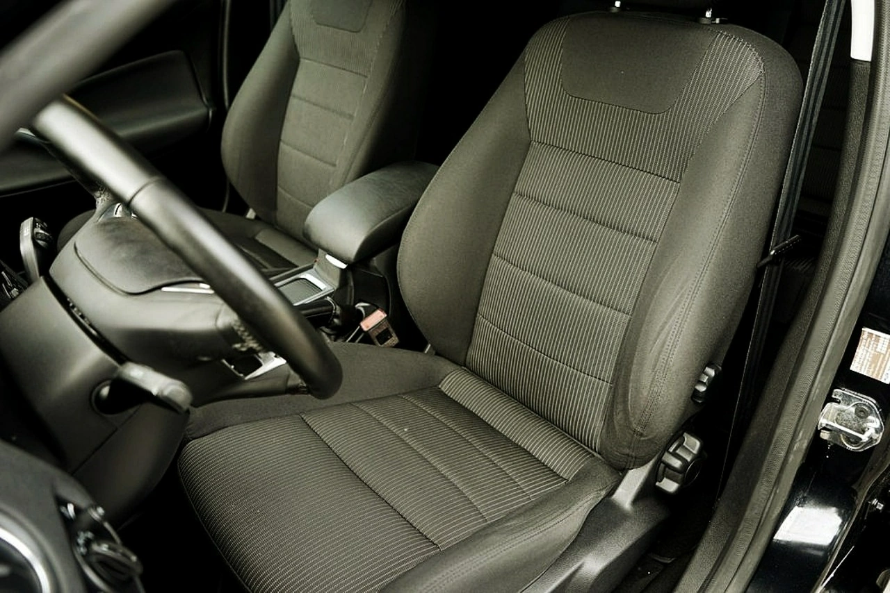 Ford Mondeo - Zdjęcie 17