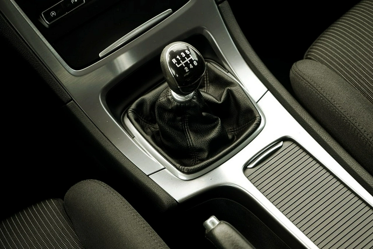 Ford Mondeo - Zdjęcie 25