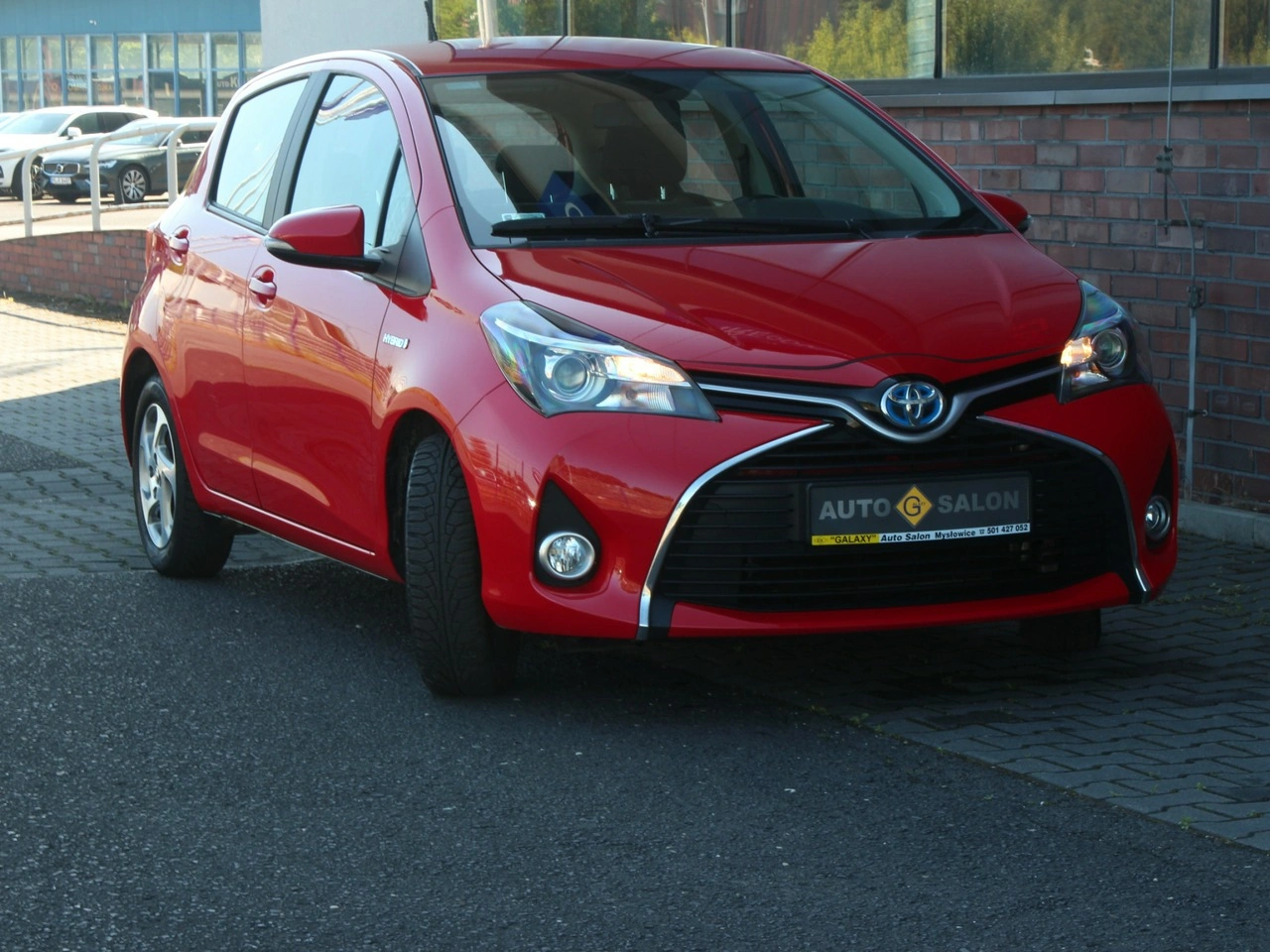 Toyota Yaris - Zdjęcie 2