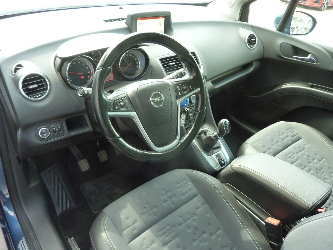 Opel Meriva - Zdjęcie 10