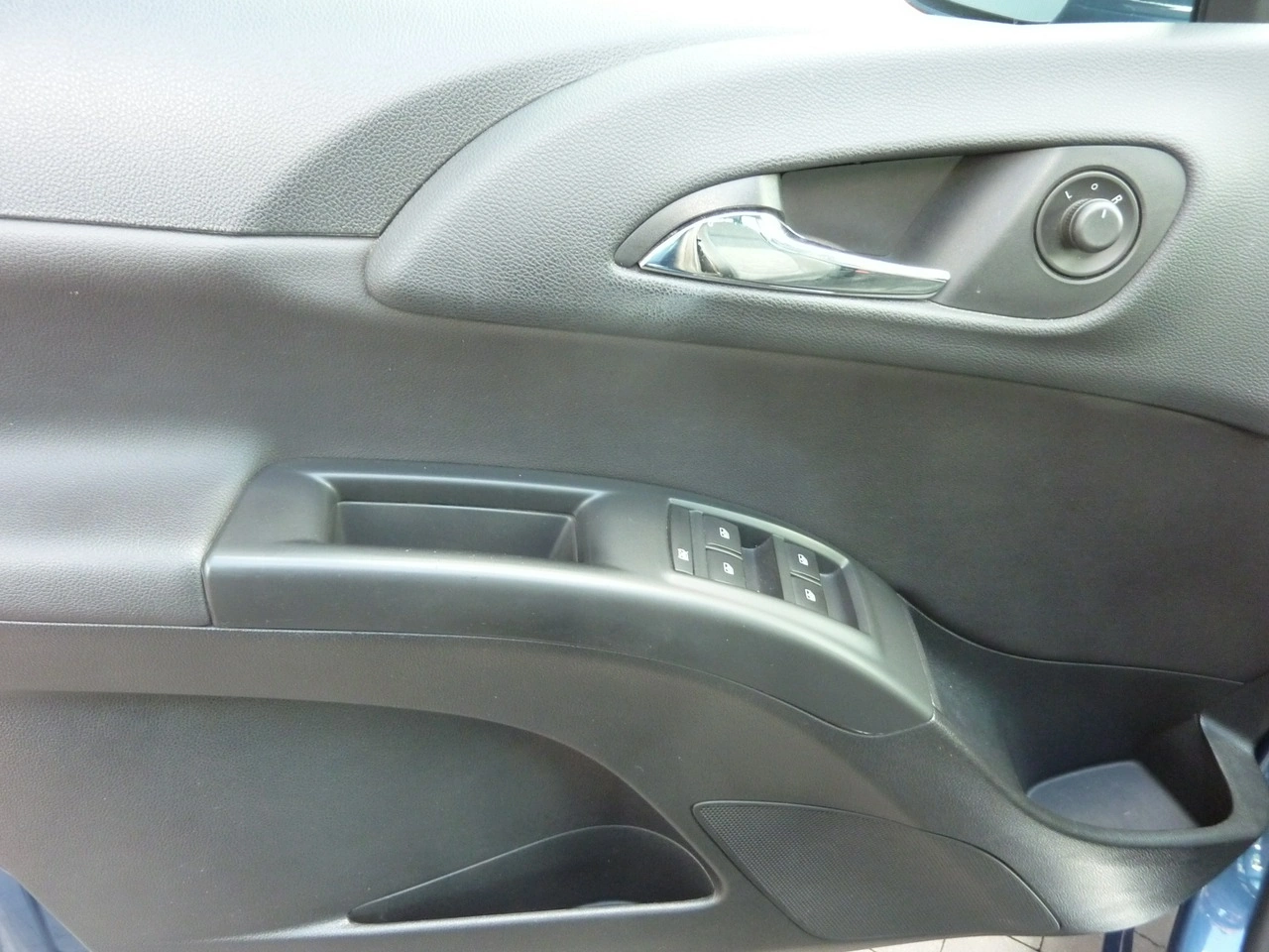 Opel Meriva - Zdjęcie 32