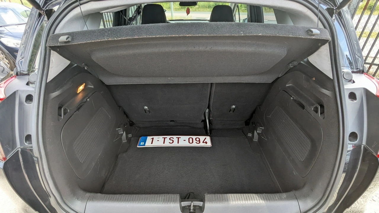 Opel Crossland X - Zdjęcie 32