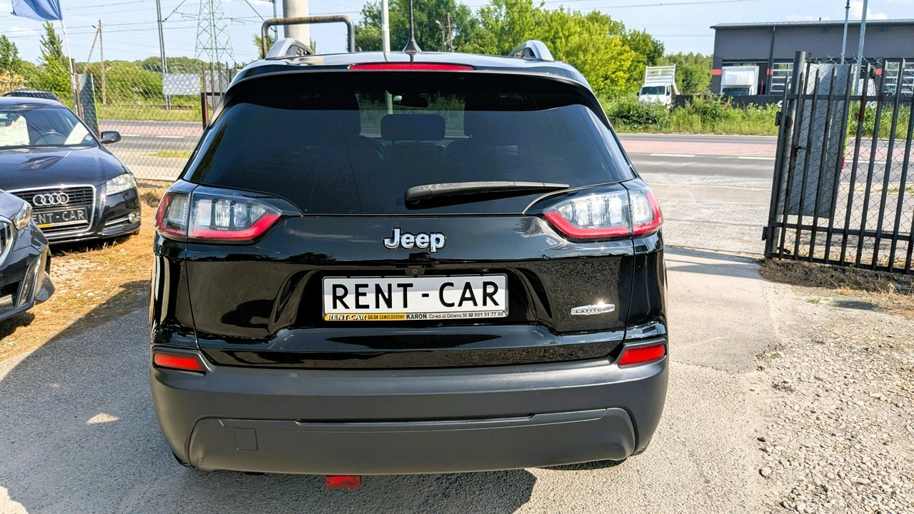 Jeep Cherokee - Zdjęcie 32