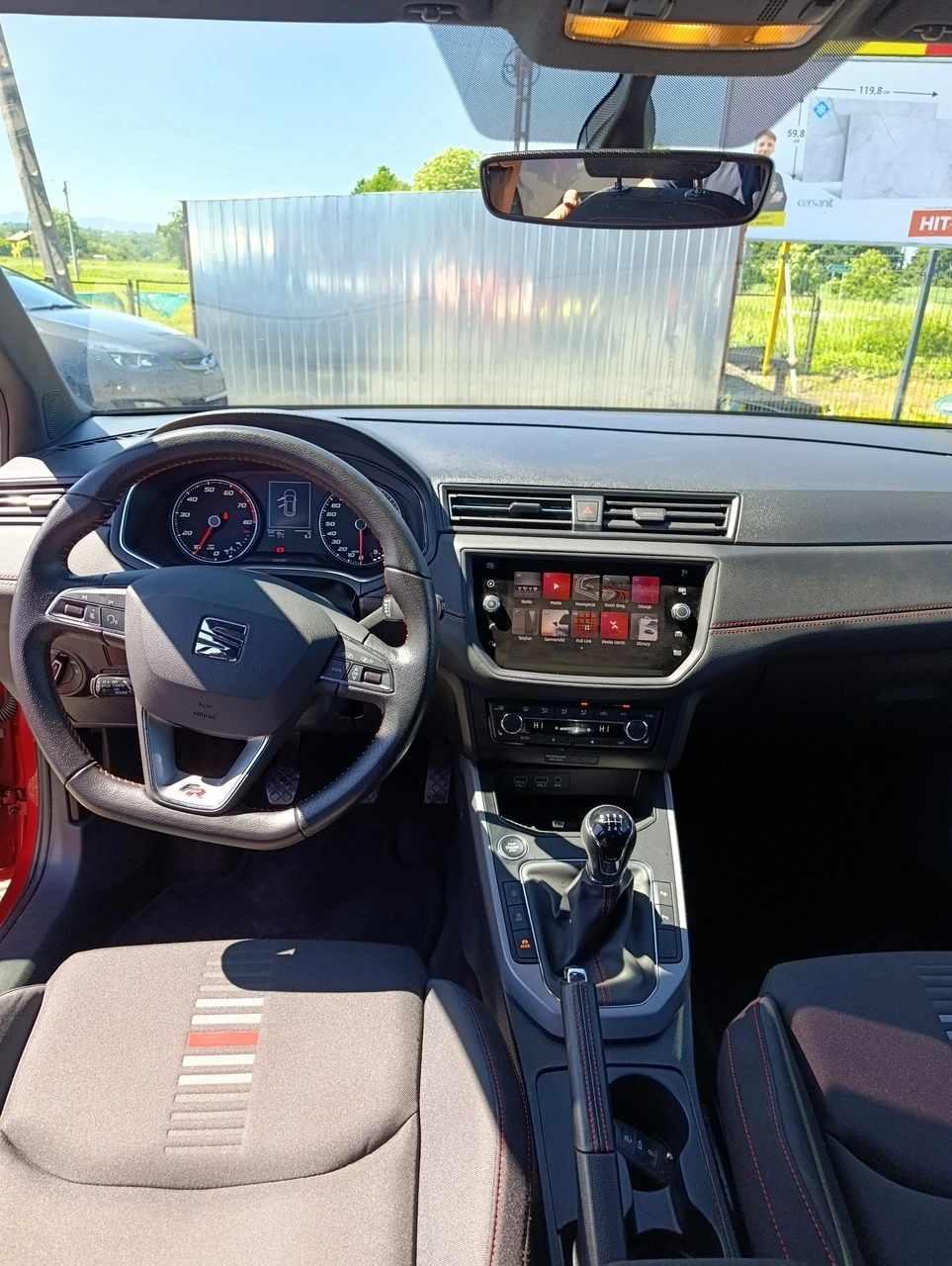 Seat Arona - Zdjęcie 12