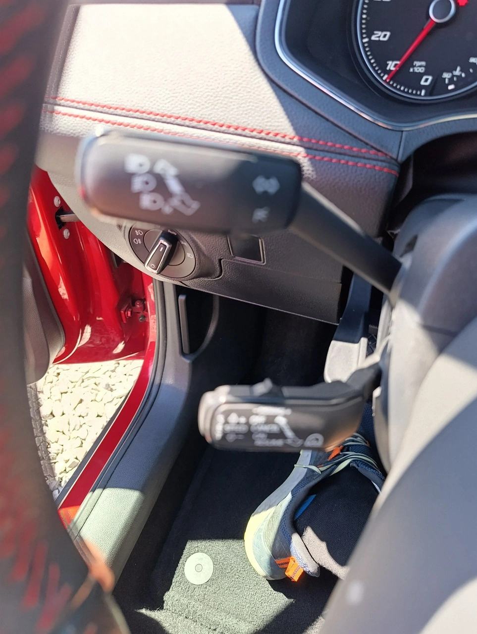 Seat Arona - Zdjęcie 15